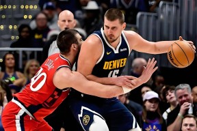 九游体育-包含国际比赛日里昂更衣室发声——NBA季后赛节点到来；更衣室稳定；控场能力受关注的词条